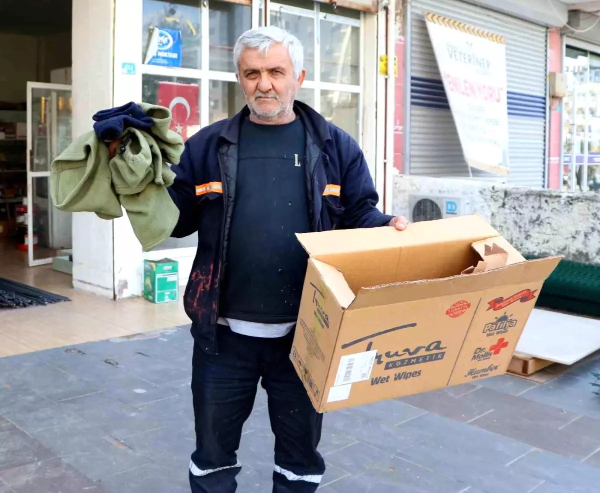 Adana'da İnternetten Televizyon Siparişi Veren Adama Bez Gönderildi -  Haberler