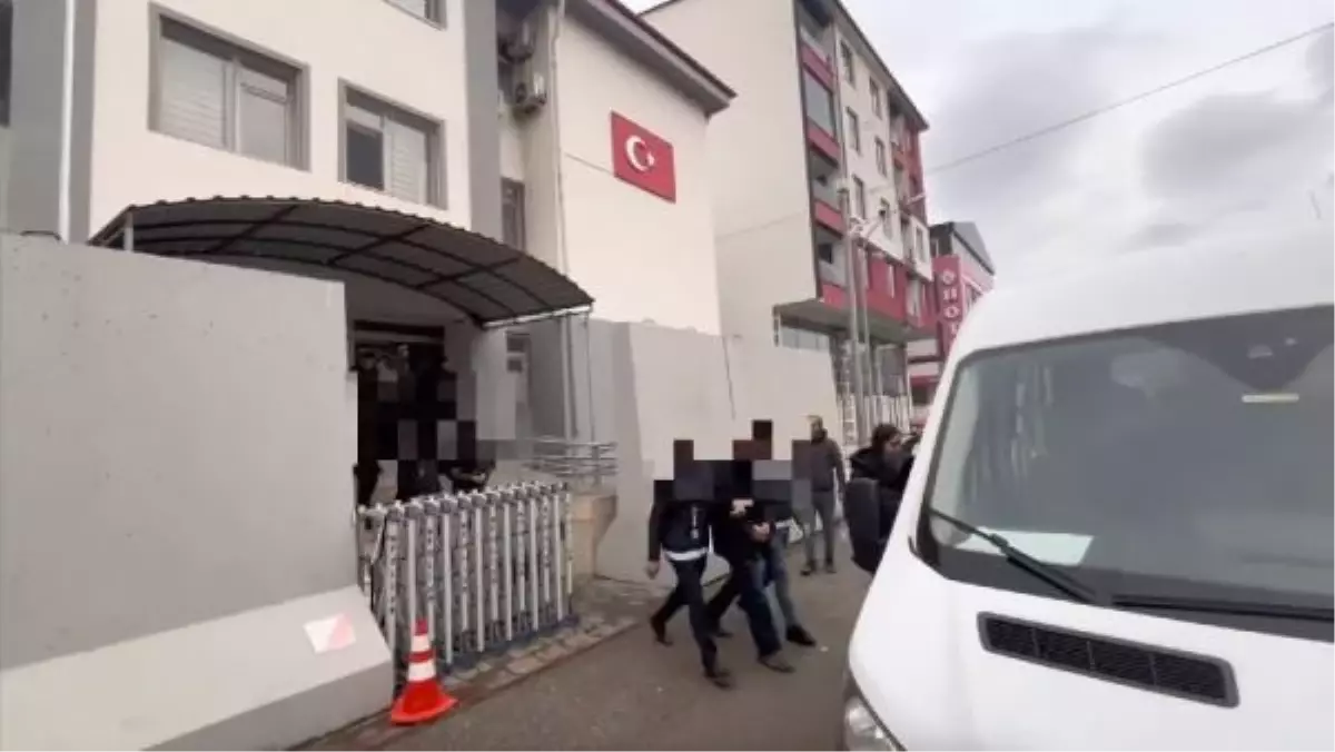 Erzincan'da Fuhuş Operasyonu: 5 Kadın Kurtarıldı, 3 Şüpheli Tutuklandı