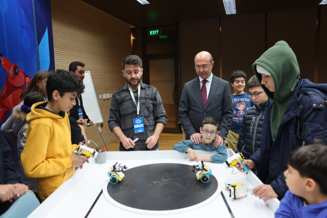 Konya'da Rekor Katılımlı 'Şivlilik Çocuk Bayramı' Düzenlendi