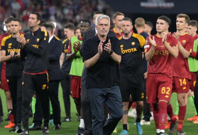 Roma'da Jose Mourinho dönemi sona erdi