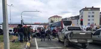 Trabzon'da trafik kazasında aynı aileden 5 kişi yaralandı