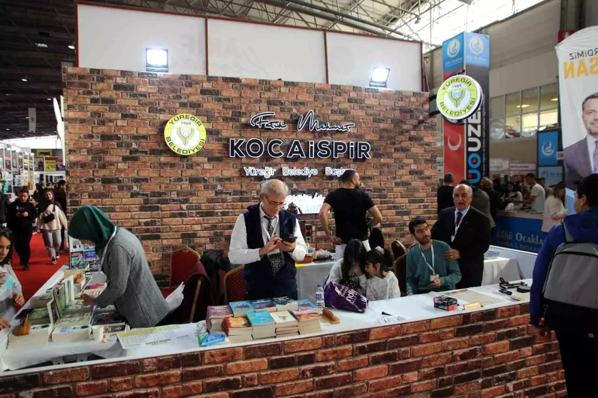 Yüreğir Belediyesi Çukurova Kitap Fuarı'nda Yerini Aldı