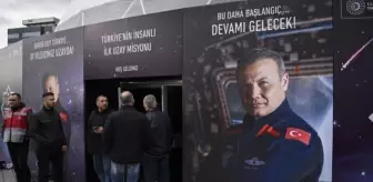 İlk Türk Astronot Alper Gezeravcı CANLI YAYIN | Alper Gezeravcı uzay yolculuğu hangi kanalda? Fırlatma CANLI YAYIN İZLE!