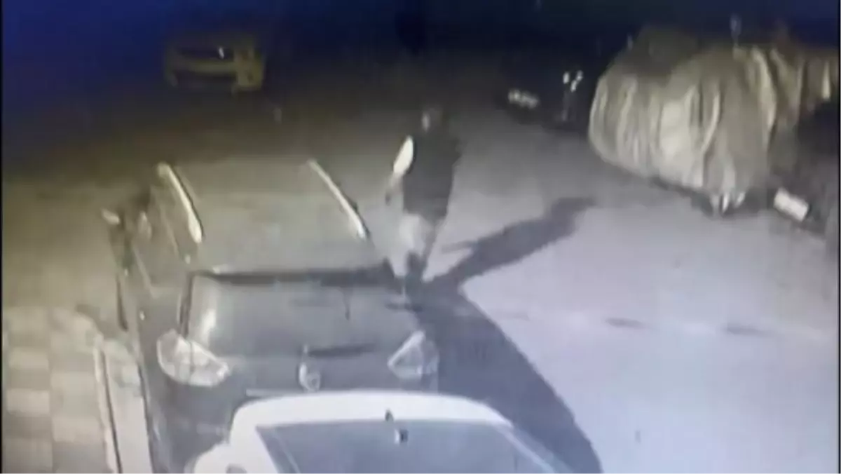 İstanbul'da park halindeki motosikletleri çalan şüpheliler yakalandı