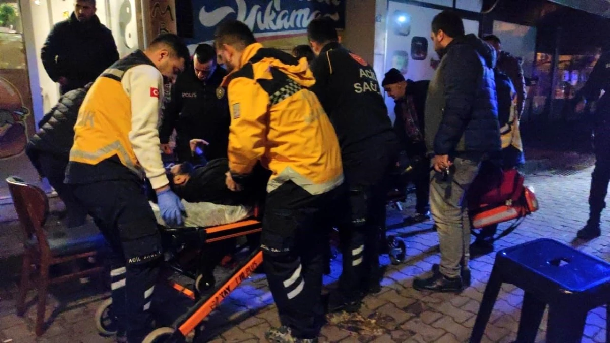 İzmit'te Eğlence Mekanına Silahlı Saldırı: 2 Yaralı - Haberler