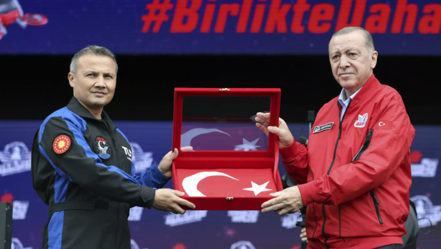 Saatlerinizi gece 01.11'e kurun! Türkiye'nin insanlı ilk uzay yolculuğu için nefesler tutuldu