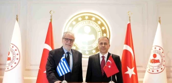 İçişleri Bakanı Ali Yerlikaya, Yunanistan Denizcilik ve Ada Politikaları Bakanı Christos Stylianides'i kabul etti