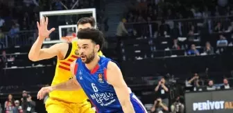 Anadolu Efes, Barcelona'yı farklı mağlup etti