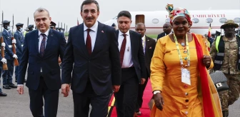 Cumhurbaşkanı Yardımcısı Cevdet Yılmaz Uganda'ya gitti