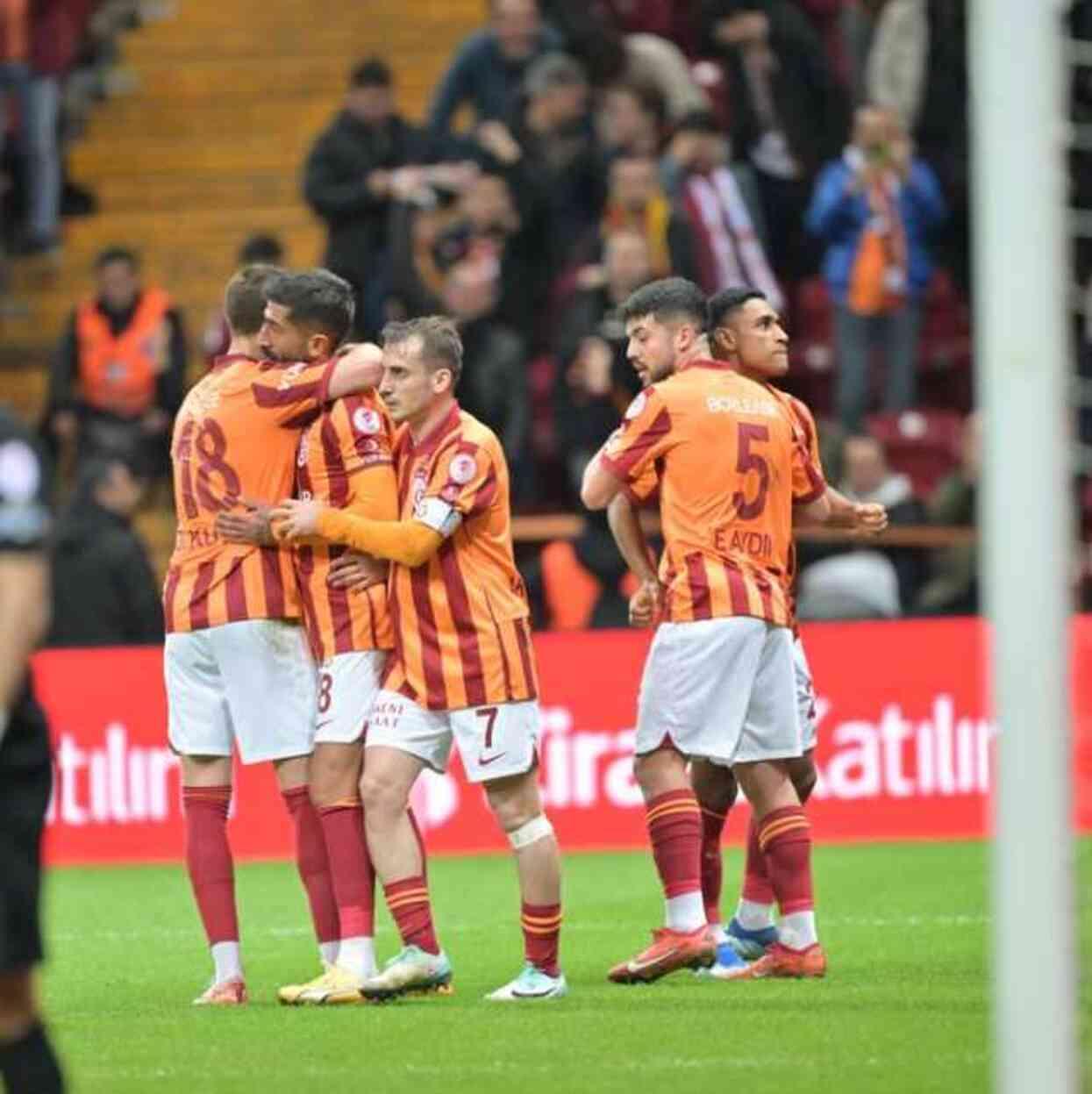 Galatasaray, Ziraat Türkiye Kupası'nda Ümraniyespor'u 4-1 yenerek son 16'ya kaldı
