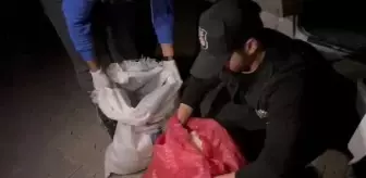 Adana'da Kamyonette Uyuşturucu Operasyonu: 7 Kilo 400 Gram Esrar Ele Geçirildi