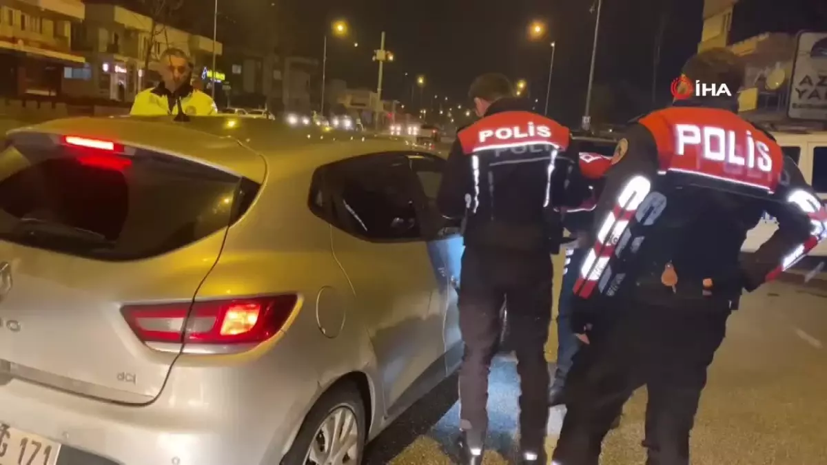 Kesinleşmiş hapis cezasıyla aranan şüpheli takside yakalandı