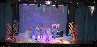 Konyaaltı Belediyesi Çocuklar İçin Tiyatro Oyunu Sahneliyor