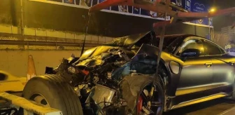 ZEYTİNBURNU'da Lüks Otomobil Belediye Aracına Çarptı: 5 Yaralı