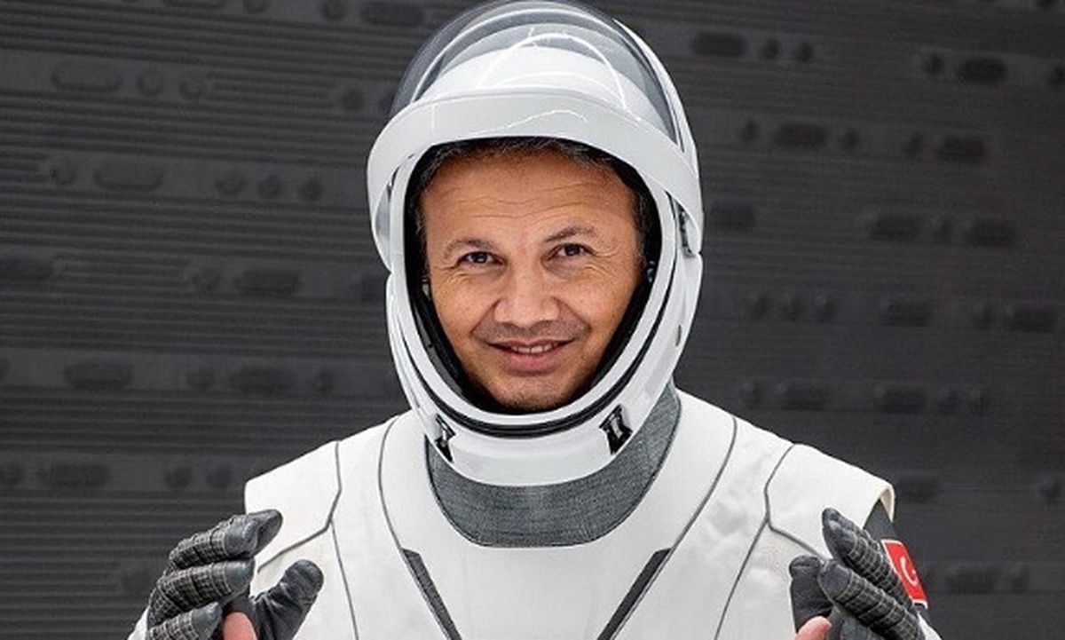 Alper Gezeravcı asker mi? Alper Gezeravcı hangi lise, hangi üniversite mezunu?