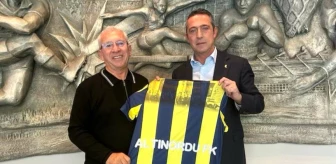 Altınordu Başkanı Seyit Mehmet Özkan, Fenerbahçe Başkanı Ali Koç'u ziyaret etti