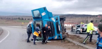 Amasya'da kargo araçlarının karıştığı kazalarda 1 kişi hayatını kaybetti, 3 kişi yaralandı