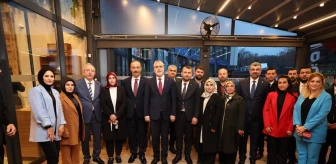 Çalışma ve Sosyal Güvenlik Bakanı Vedat Işıkhan, AK Parti Mardin teşkilatı ile bir araya geldi