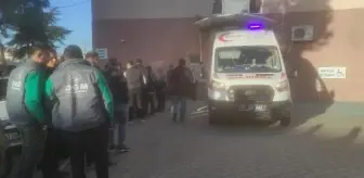 Çanakkale'de motosiklet yayaya çarptı: 3 yaralı