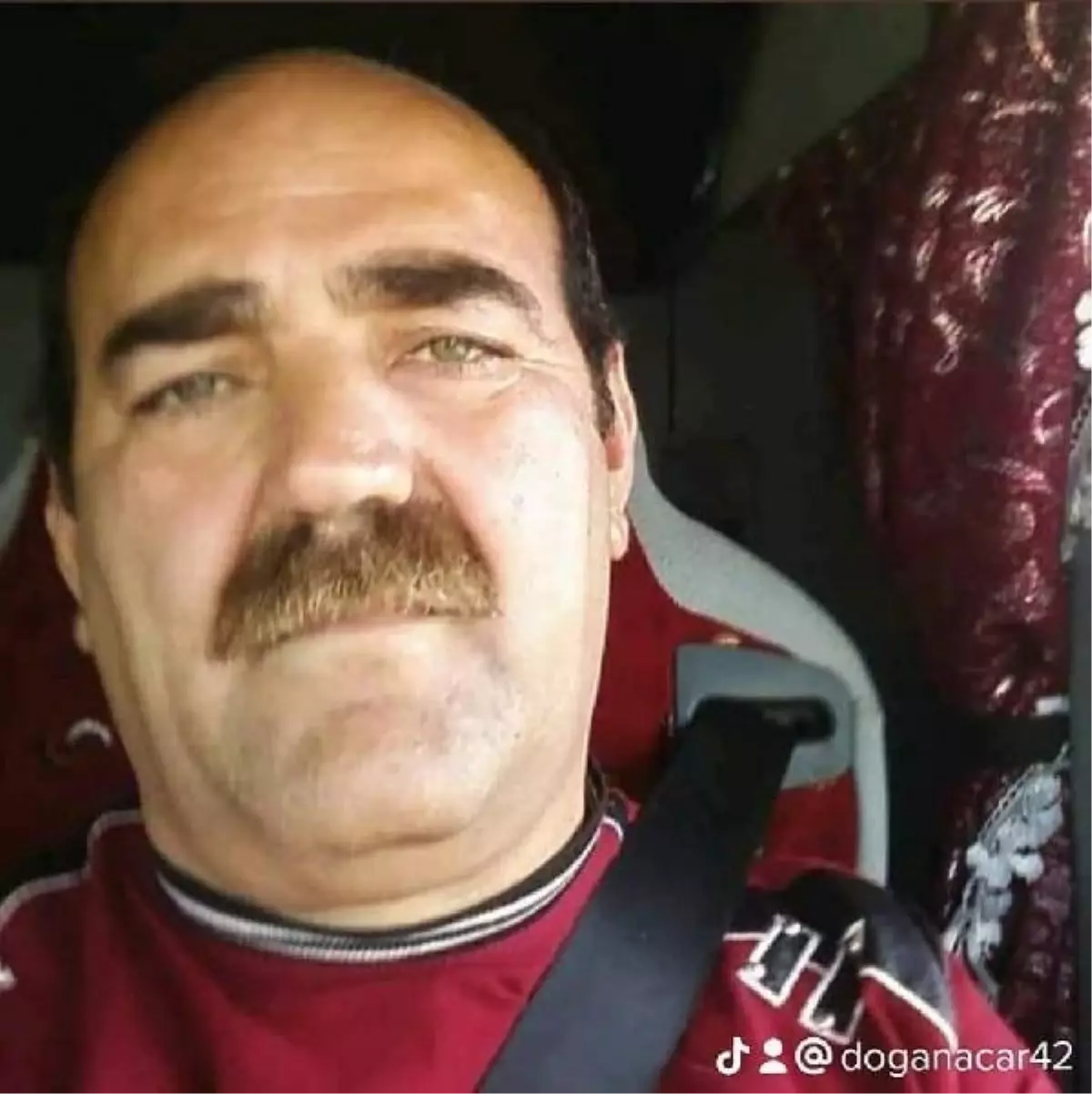 Konya'da TIR'ın Çarptığı Yön Levhası Şoförün Başına İsabet Etti, Hayatını Kaybetti