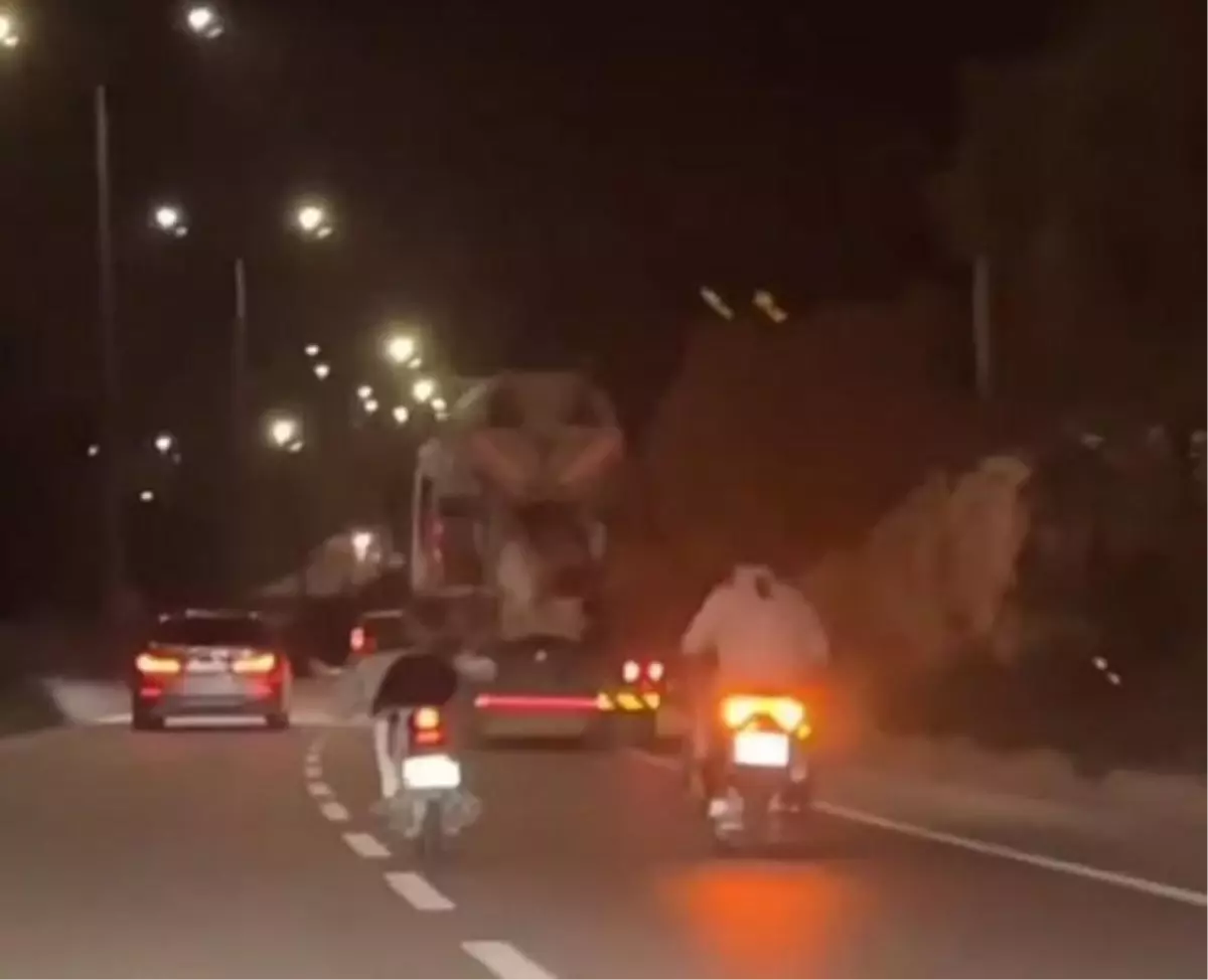 Bodrum'da Tehlikeli Motosiklet Yolculuğu