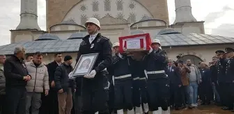 Yurt dışı görevinde sıtmaya yakalanan genç polis memuru Türkiye'de hayatını kaybetti