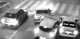 Kırıkkale'de meydana gelen 3 trafik kazası kameralara yansıdı
