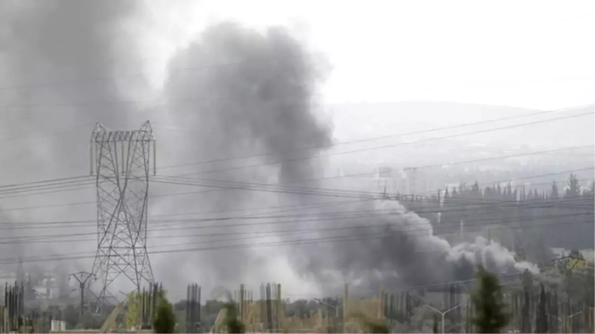 İsrail'in Suriye'ye saldırısında İran Devrim Muhafızları komutanı ve yardımcısı hayatını kaybetti