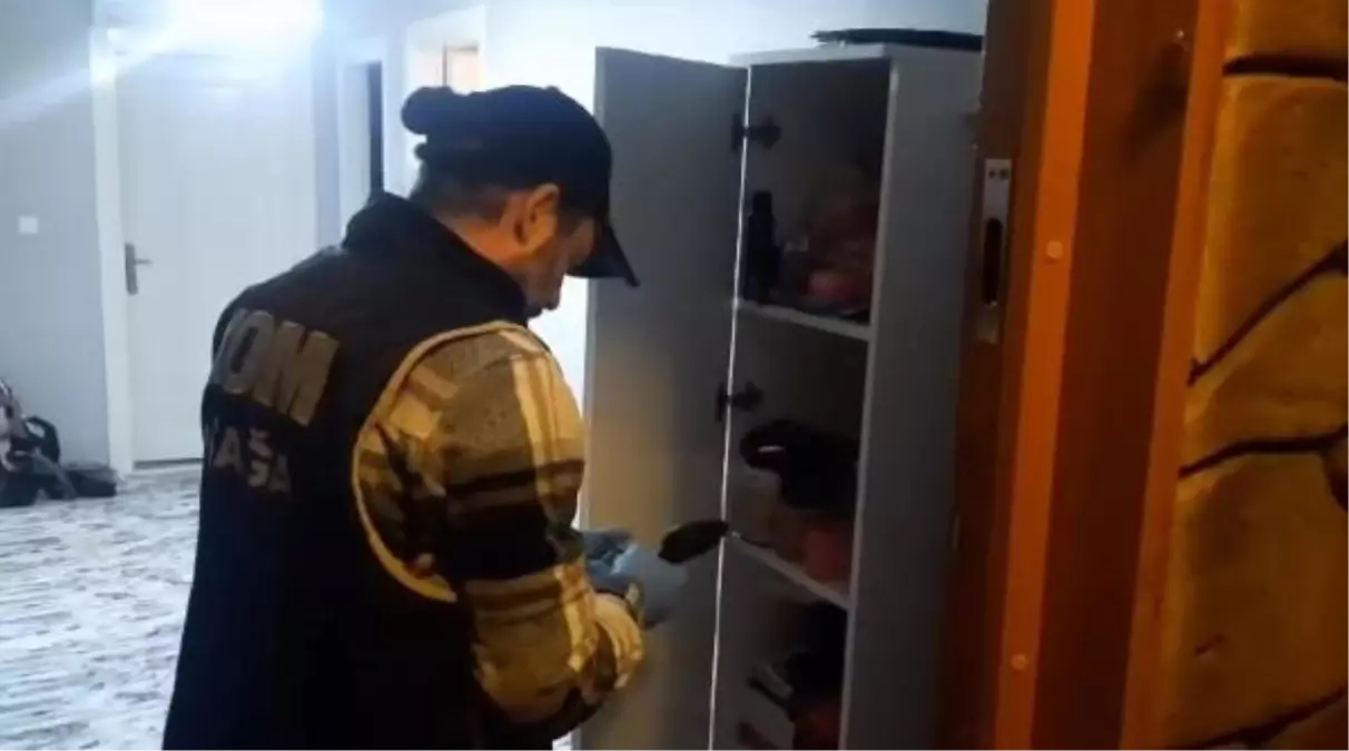 İzmir'de 'naylon fatura' operasyonu: 17 şüpheli serbest bırakıldı