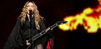 Madonna, konserine geç çıkması nedeniyle dava edildi