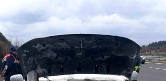 Anadolu Otoyolu'nda Dacia marka cip yangın çıkardı
