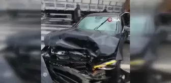 Yağışlı havada freni tutmayan tır kırmızı ışıkta bekleyen araçların arasına daldı: 4 yaralı