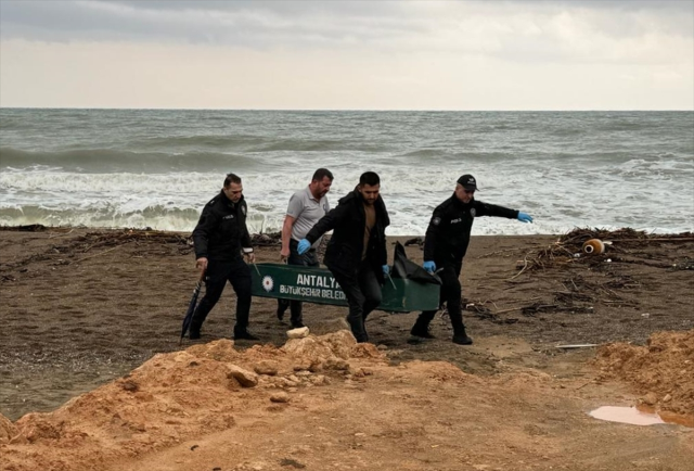 Antalya sahillerinde peş peşe ceset bulunmasıyla ilgili valilikten açıklama geldi
