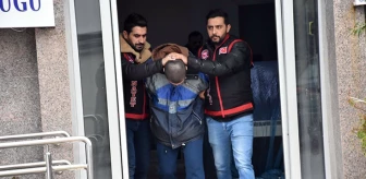 İzmir'de bir genç babasını bıçaklayarak öldürdü