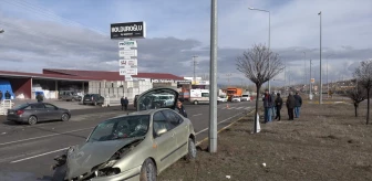 Sivas'ta meydana gelen trafik kazalarında 4 kişi yaralandı