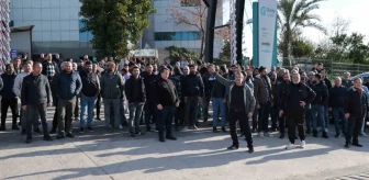 Adana'da 2 aydır maaş alamayan işçiler eylem yaptı: Fabrika 'sabır ve anlayış' istedi
