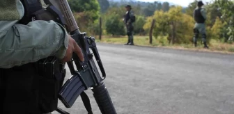 Kartel üyeleri güvenlik güçleriyle çatıştı! 12 çete üyesi öldürüldü