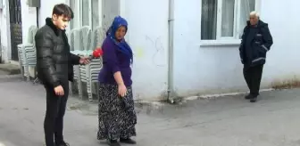 Kavgayı ayırmak isterken çatıdan atılan beton parçası başına isabet eden adam hayatını kaybetti