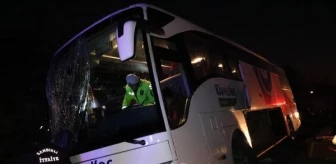Afyonkarahisar'da otobüs şarampole devrildi: 6 yaralı