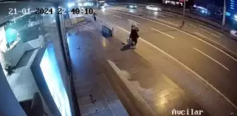 Avcılar'da Otomobil Kazası: Yaralı Var