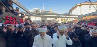 Adalet Bakanı Yılmaz Tunç, Bartın Belediye Başkanı'nın eşinin cenazesine katıldı