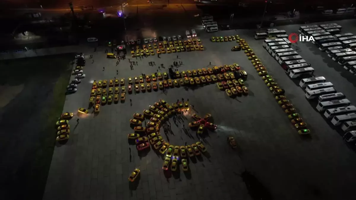 İstanbul'da şehitler için konvoy düzenlendi