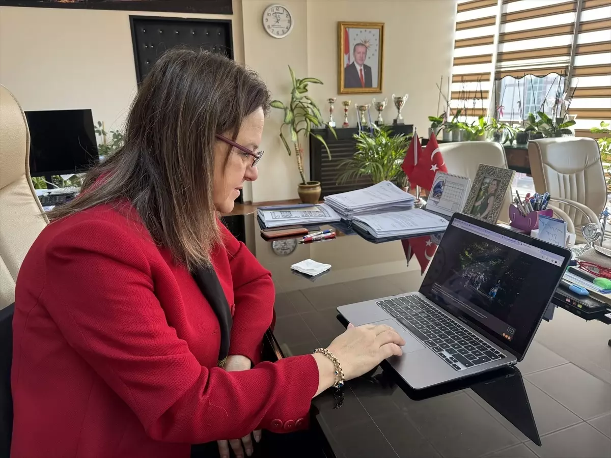 Tekirdağ'da SGK ve Aile ve Sosyal Hizmetler İl Müdürleri, 'Yılın Kareleri 2023' oylamasına katıldı