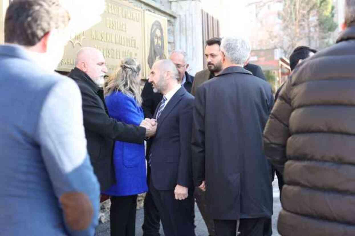 AK Parti Kadıköy Belediye Başkan Adayı Veli Arslan harıl harıl çalışıyor