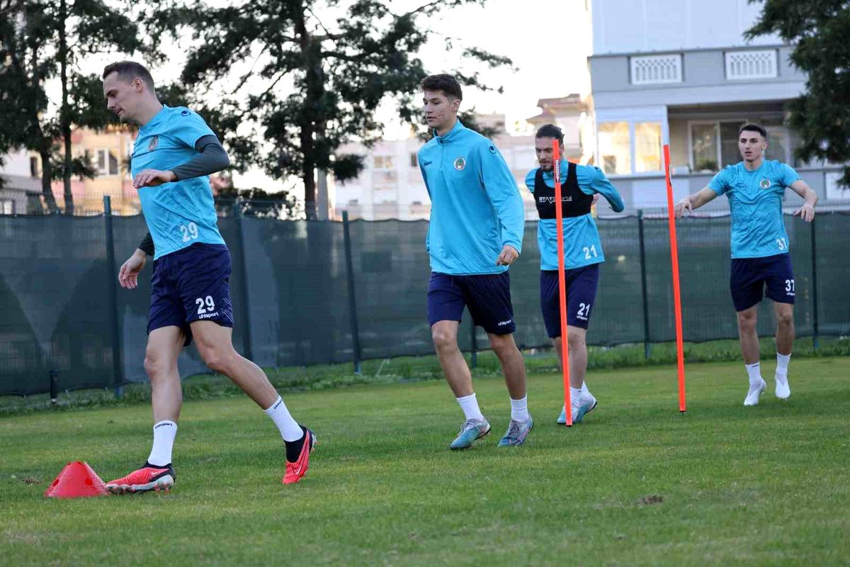 Corendon Alanyaspor, Pendikspor maçı hazırlıklarına başladı