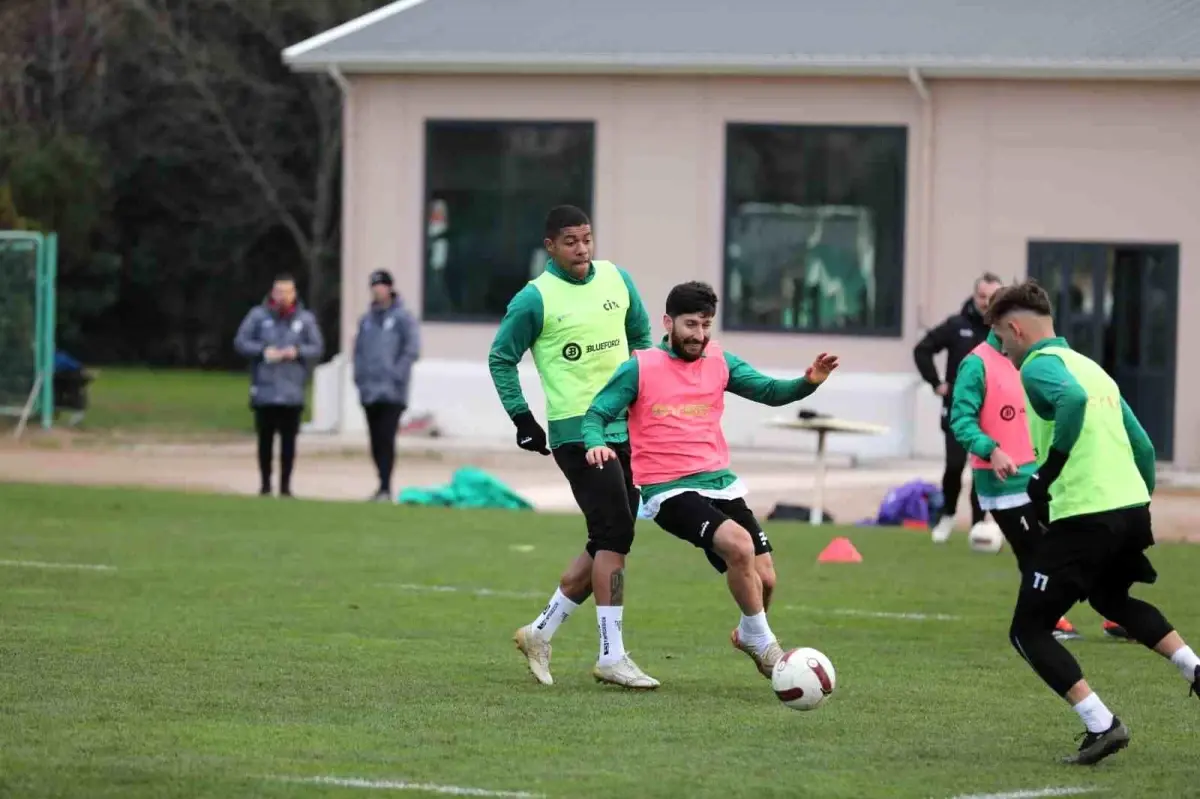 Kocaelispor, Altay maçı hazırlıklarını sürdürdü
