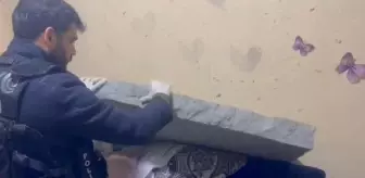Adana'da Ev Baskınında Bonzai ve Metamfetamin Ele Geçirildi