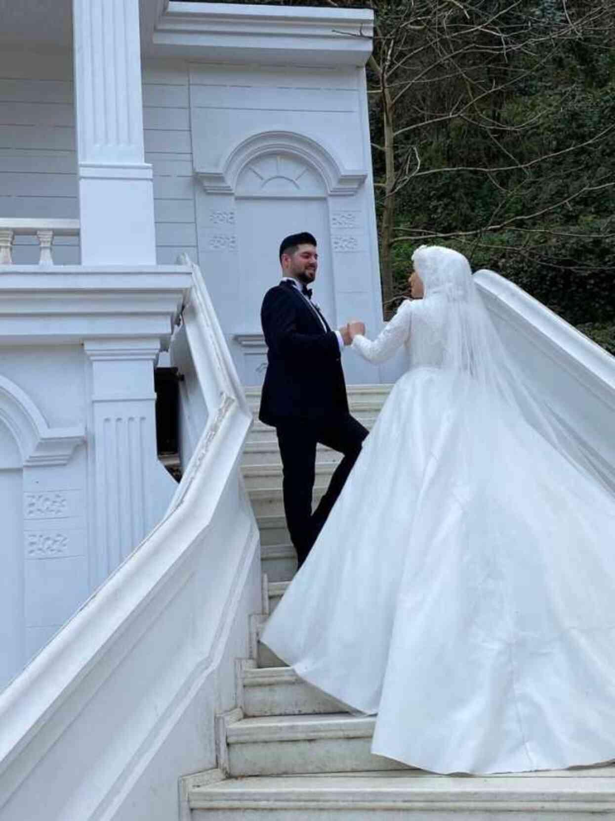 Balayı için gittikleri otelde zehirlenerek ölmüşlerdi! Genç çiftin kaldığı oda önceden depoymuş Balayı için gittikleri otelde zehirlenerek ölmüşlerdi! Genç çiftin kaldığı oda önceden depoymuş