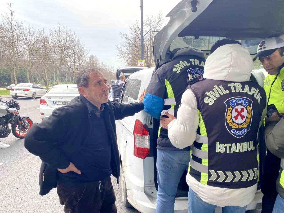 Be ikta ta Trafikte Kural Ihlali Yapan Minib slere Denetim Haberler be-ikta-ta-trafikte-kural-ihlali-yapan-minib-slere-denetim-haberler