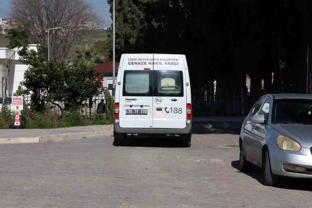 Akademisyenin boşanma davasından bir gün önce ailesini katlettiği ortaya çıktı